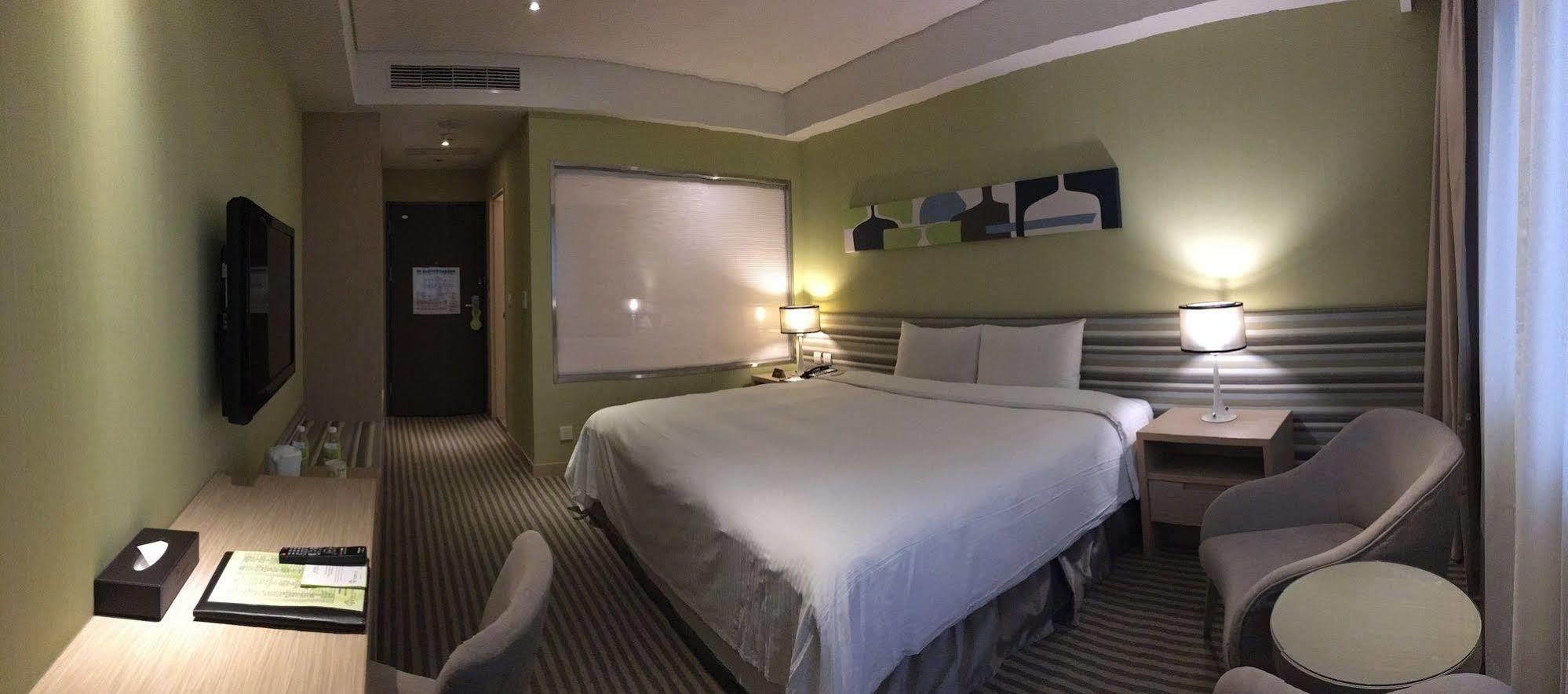 Park City Hotel Central Tchaj-čung Exteriér fotografie